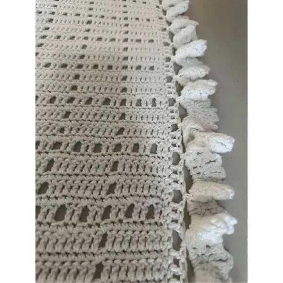 Homemade White Knitted Throw Blanket 41" x 39" - Picture 2 of 4